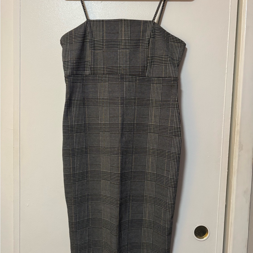Vibe Black and Gray Checkered Midi Dress